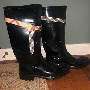 Burberry rain boots